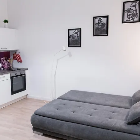 Cozy Minimalist Retreat In The Heart Of Apartamento